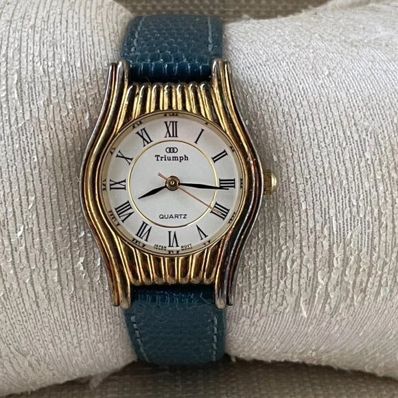 Vintage Triumph Ladies Wristwatch Blue Leather Band Japan Movement Analog Watch main image 9